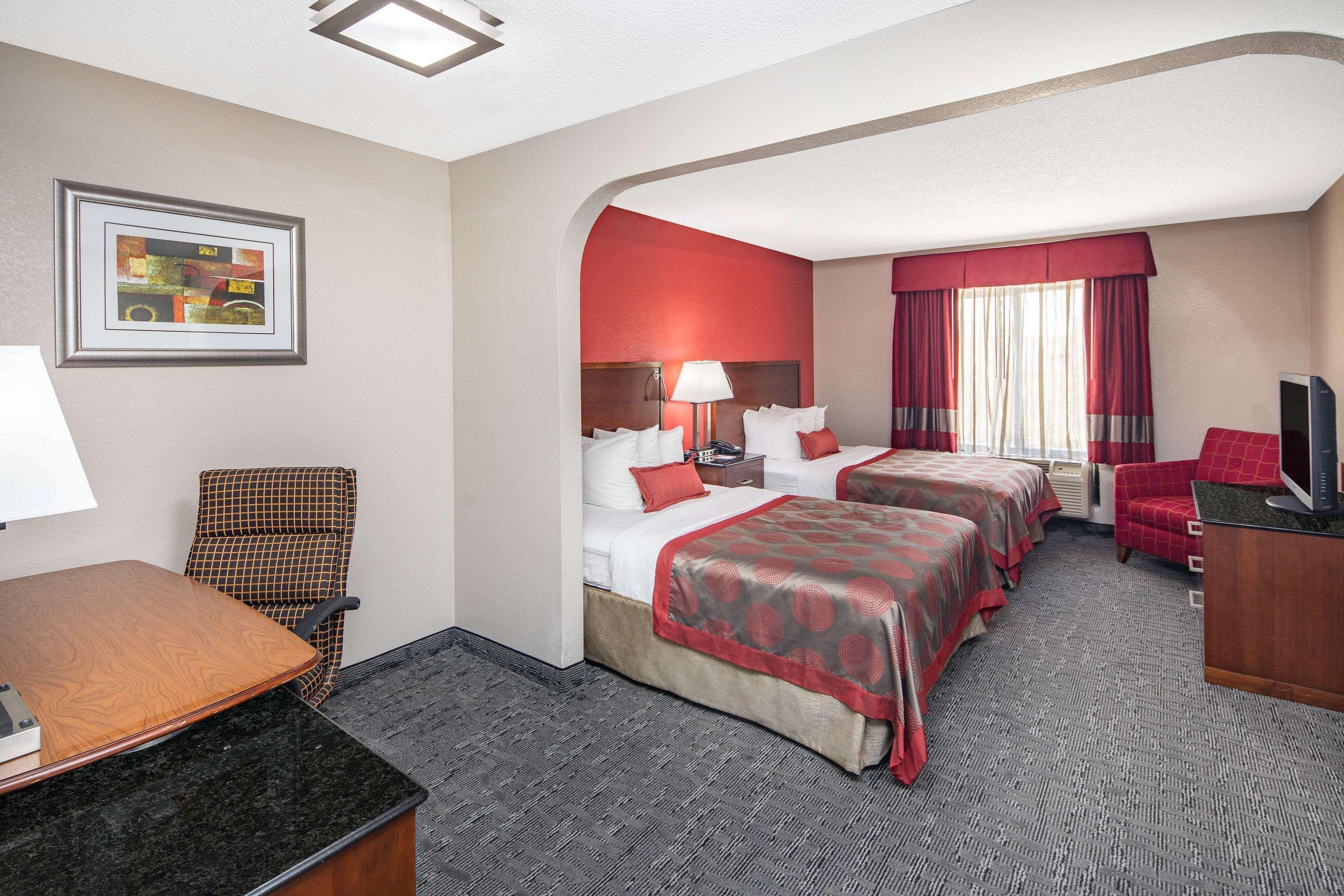 מלון Ramada By Wyndham Alpharetta Atlanta North מראה חיצוני תמונה